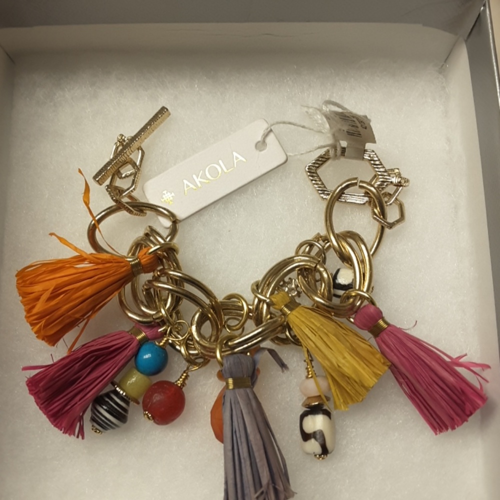 Akola Bracelet!! NWT!! - Picture 1 of 5